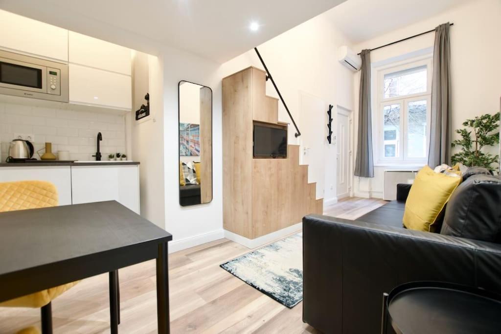 Premium Apartment By Hi5- Brody Street บูดาเปสต์ ภายนอก รูปภาพ